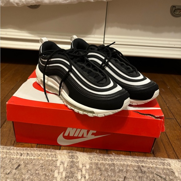 Wmns Air Max 97 'Black Platinum' - Picture 3 of 6